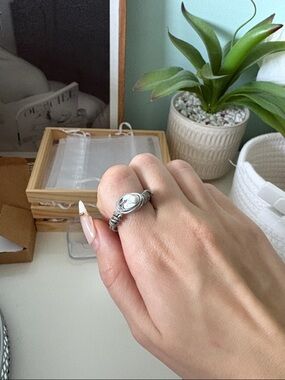 Silver Wire Wrapped Ring with White Marbled Stone - Women Jewelry (Size 6)
